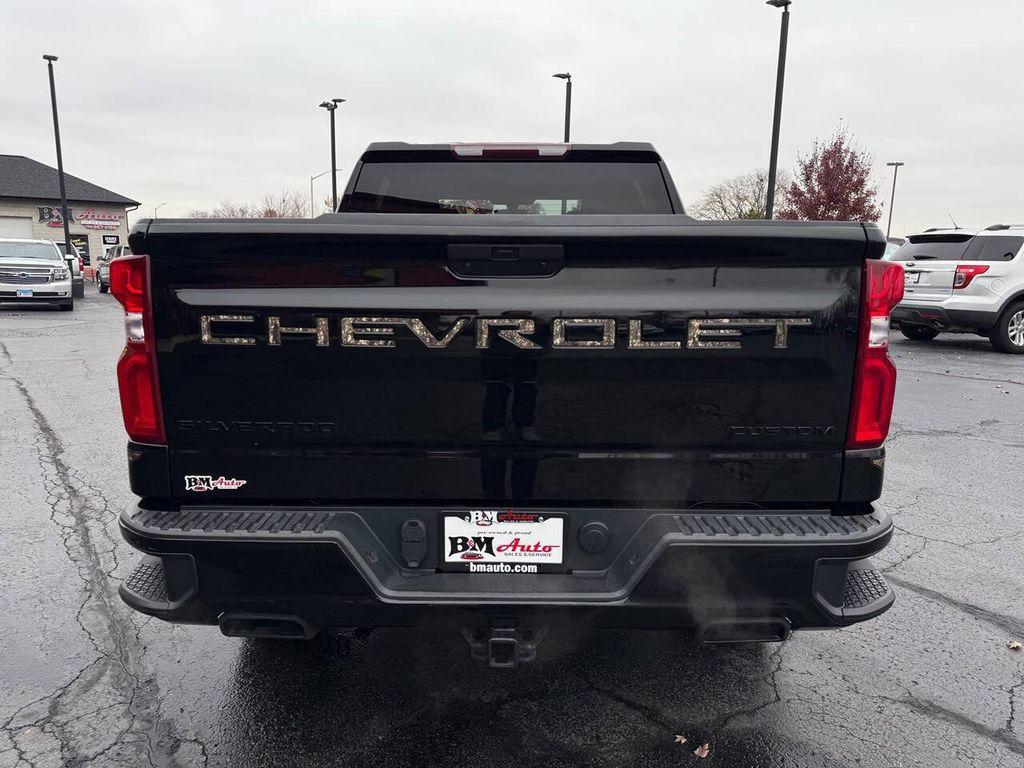 used 2021 Chevrolet Silverado 1500 car, priced at $31,900