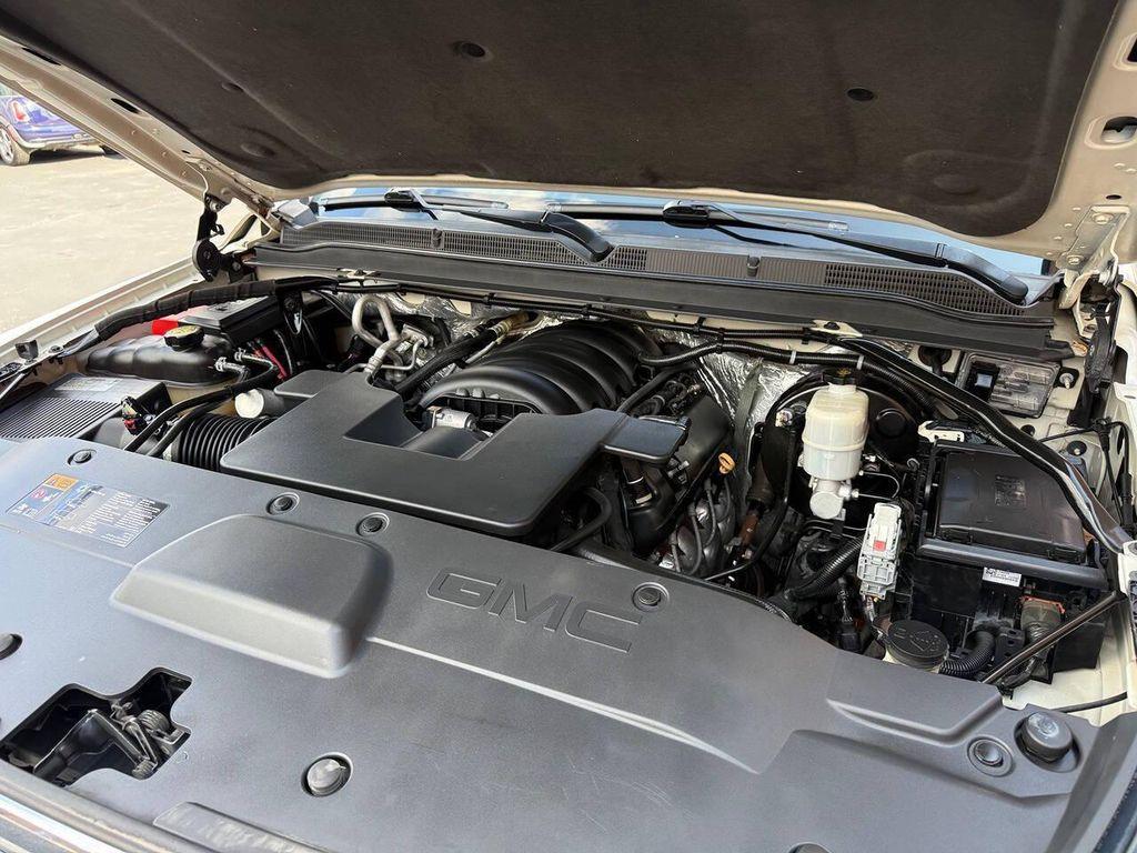 used 2015 GMC Yukon car, priced at $26,900