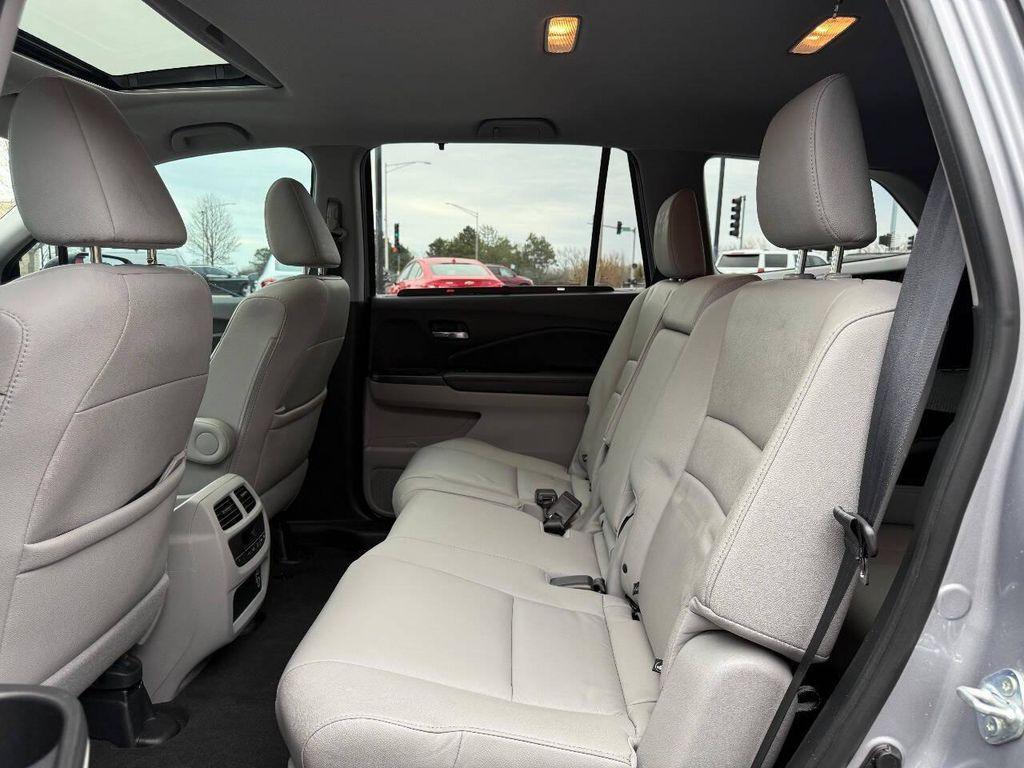 used 2021 Honda Pilot car, priced at $24,900