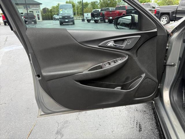 used 2018 Chevrolet Malibu car, priced at $10,900