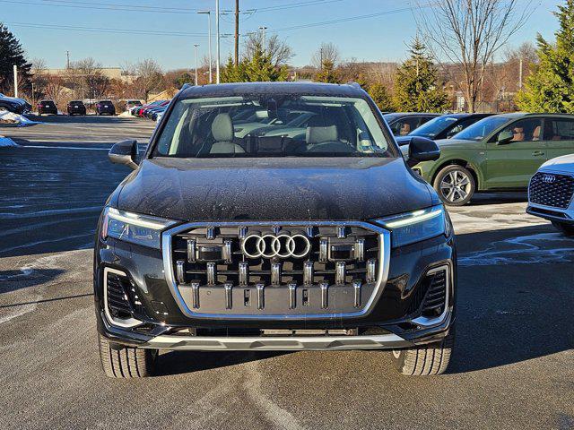 new 2025 Audi Q7 car, priced at $77,290