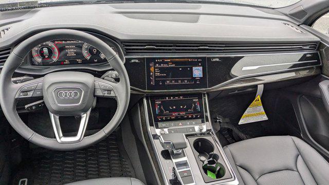 new 2025 Audi Q7 car, priced at $77,840