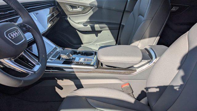 new 2025 Audi Q7 car, priced at $69,390