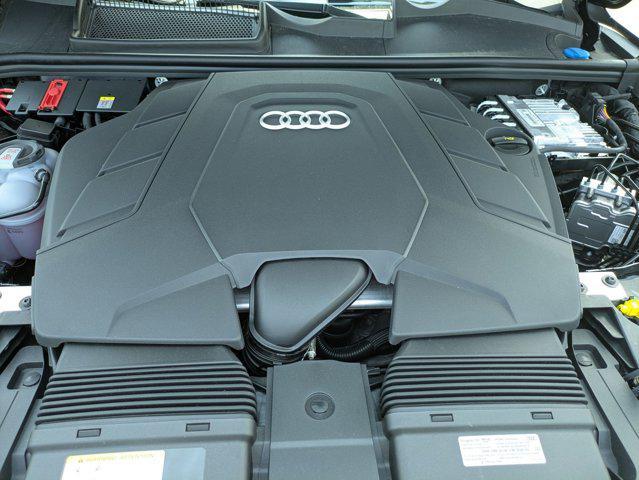 new 2025 Audi Q7 car, priced at $75,825