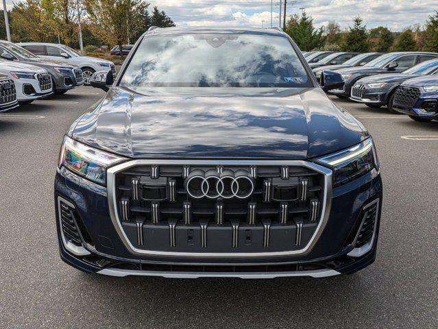 new 2025 Audi Q7 car, priced at $76,065