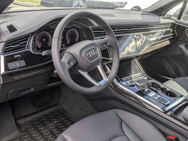 new 2025 Audi Q7 car, priced at $76,050