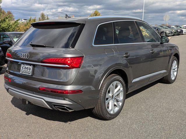 new 2025 Audi Q7 car, priced at $76,050