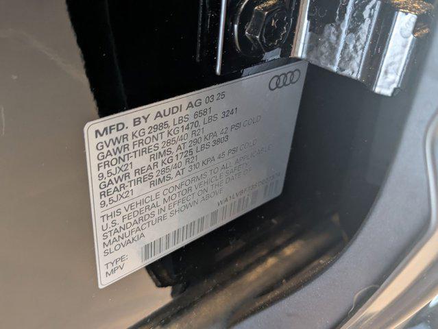 new 2025 Audi Q7 car, priced at $77,805