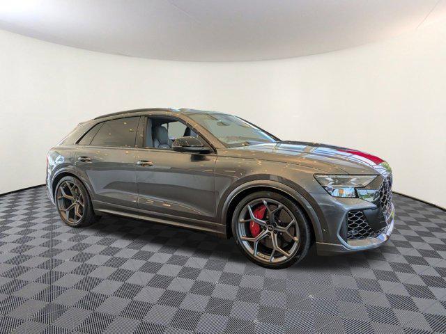 new 2025 Audi RS Q8 car, priced at $148,140