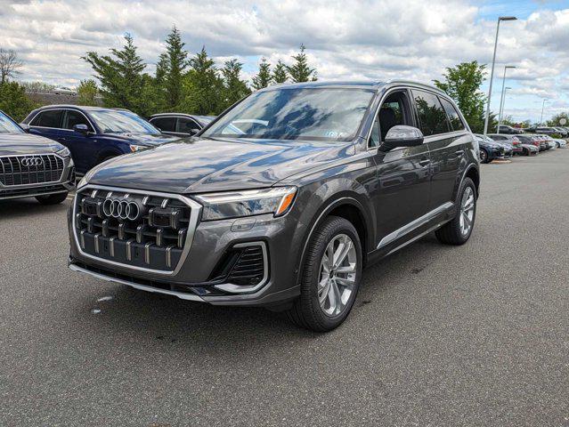 new 2025 Audi Q7 car, priced at $66,365