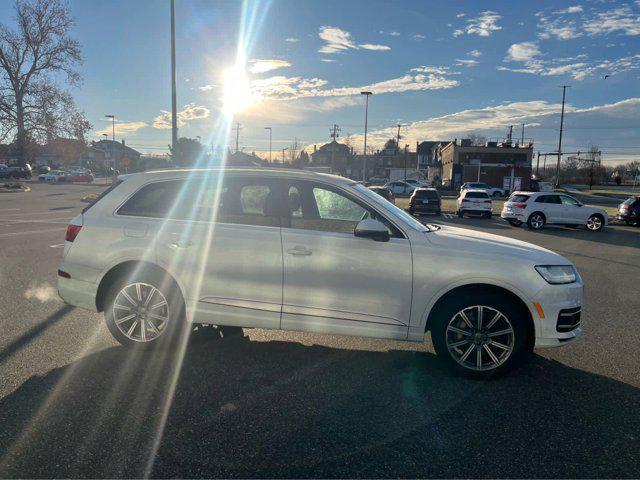 used 2019 Audi Q7 car, priced at $27,997