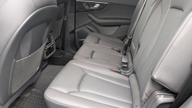 new 2025 Audi Q7 car, priced at $70,555