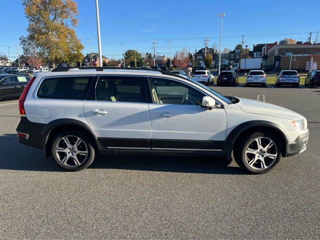 used 2015 Volvo XC70 car, priced at $18,989