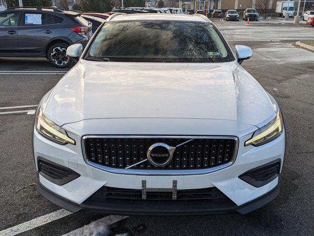 used 2020 Volvo V60 Cross Country car, priced at $24,884