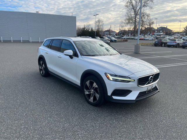 used 2020 Volvo V60 Cross Country car, priced at $25,994