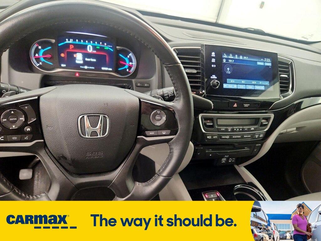 used 2022 Honda Pilot car, priced at $36,998