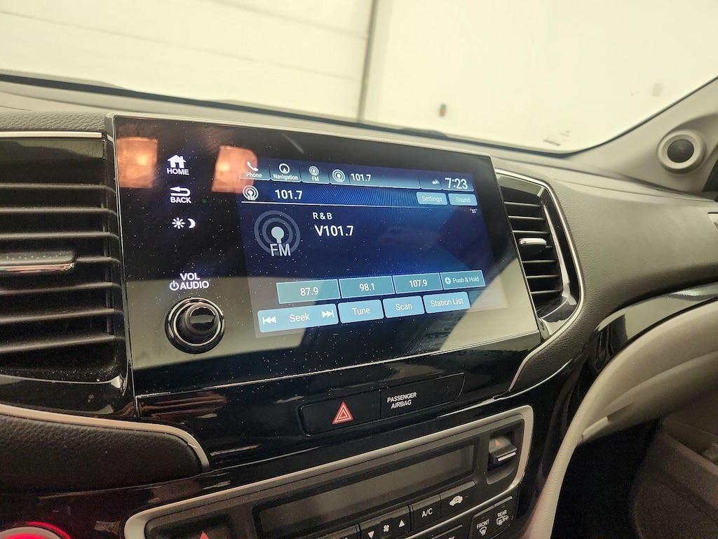used 2022 Honda Pilot car, priced at $36,998