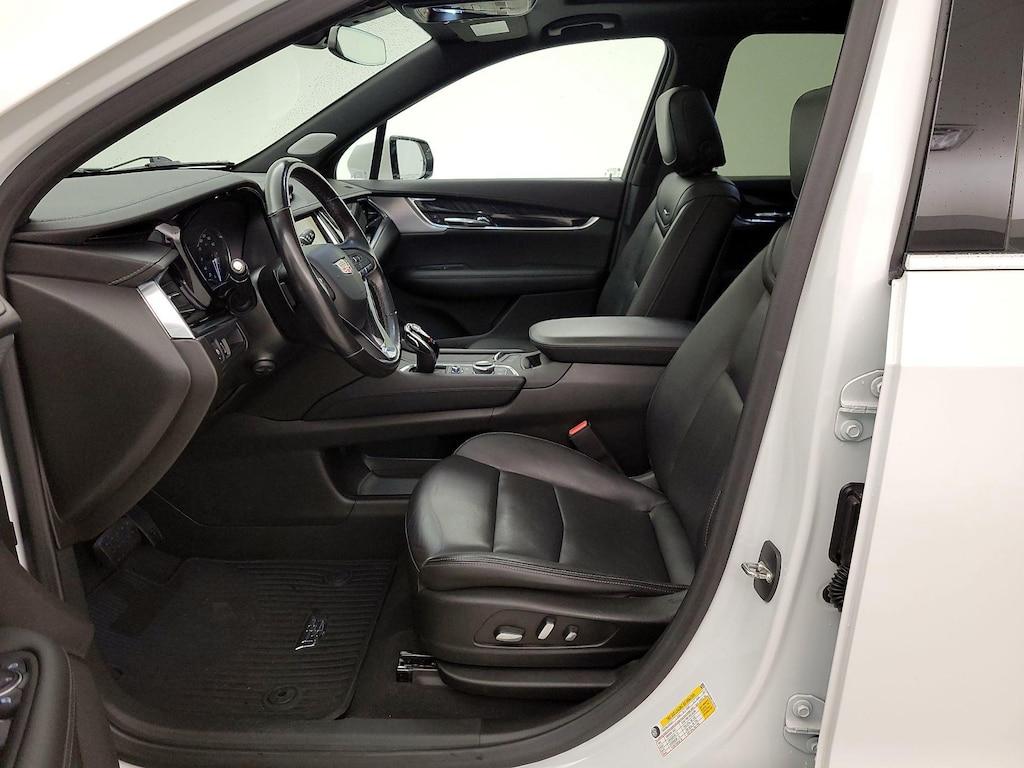 used 2022 Cadillac XT6 car, priced at $35,998