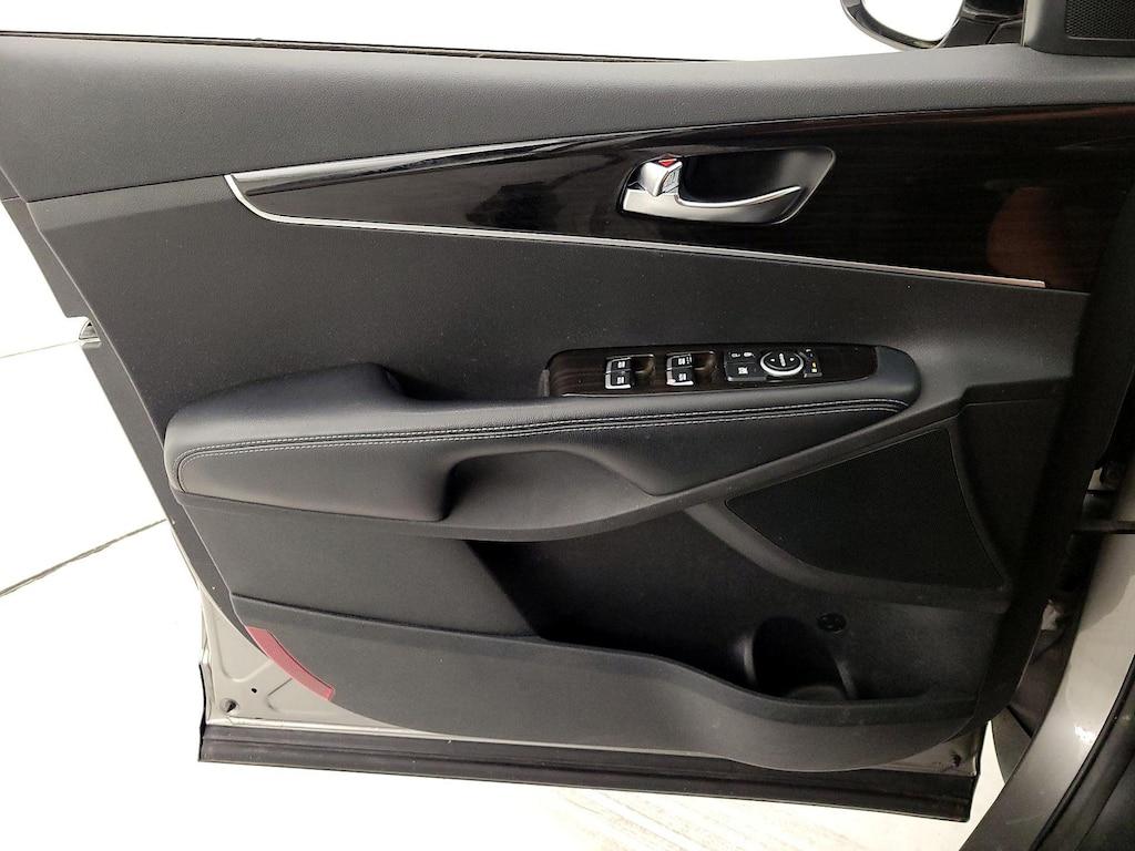 used 2019 Kia Sorento car, priced at $17,998