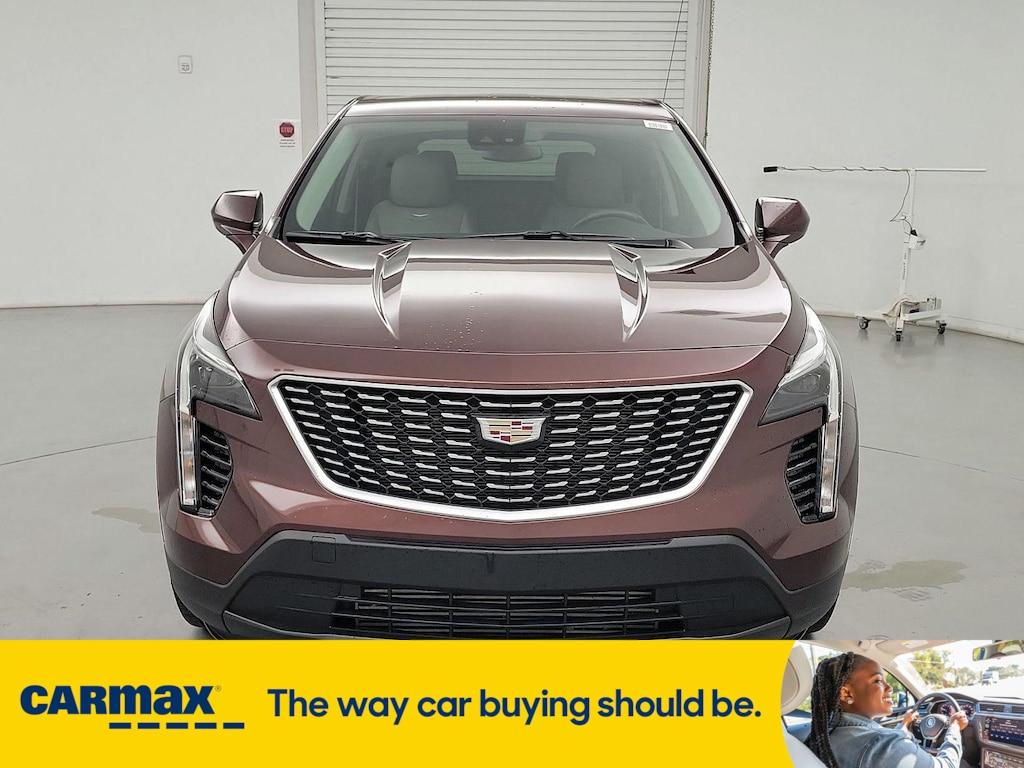 used 2022 Cadillac XT4 car, priced at $29,998