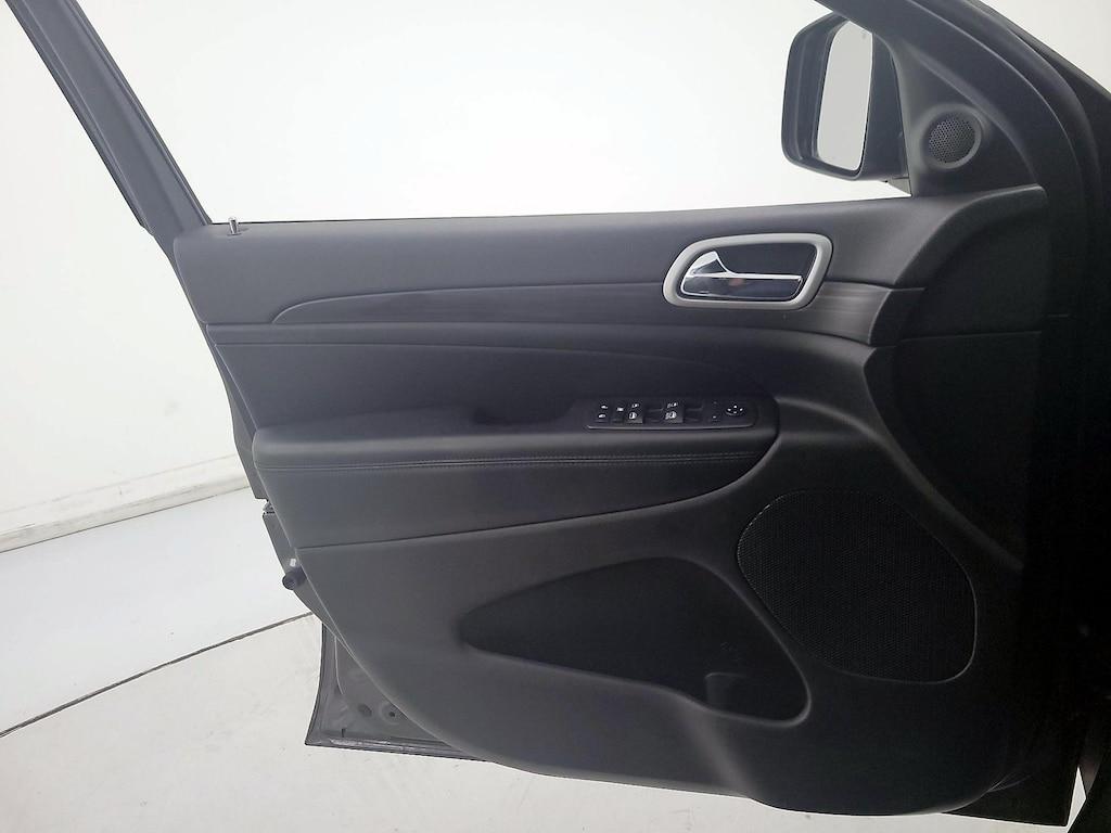 used 2020 Jeep Grand Cherokee car, priced at $22,998