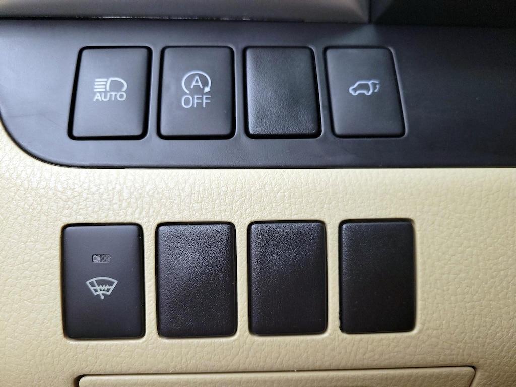 used 2017 Toyota Highlander car, priced at $22,998