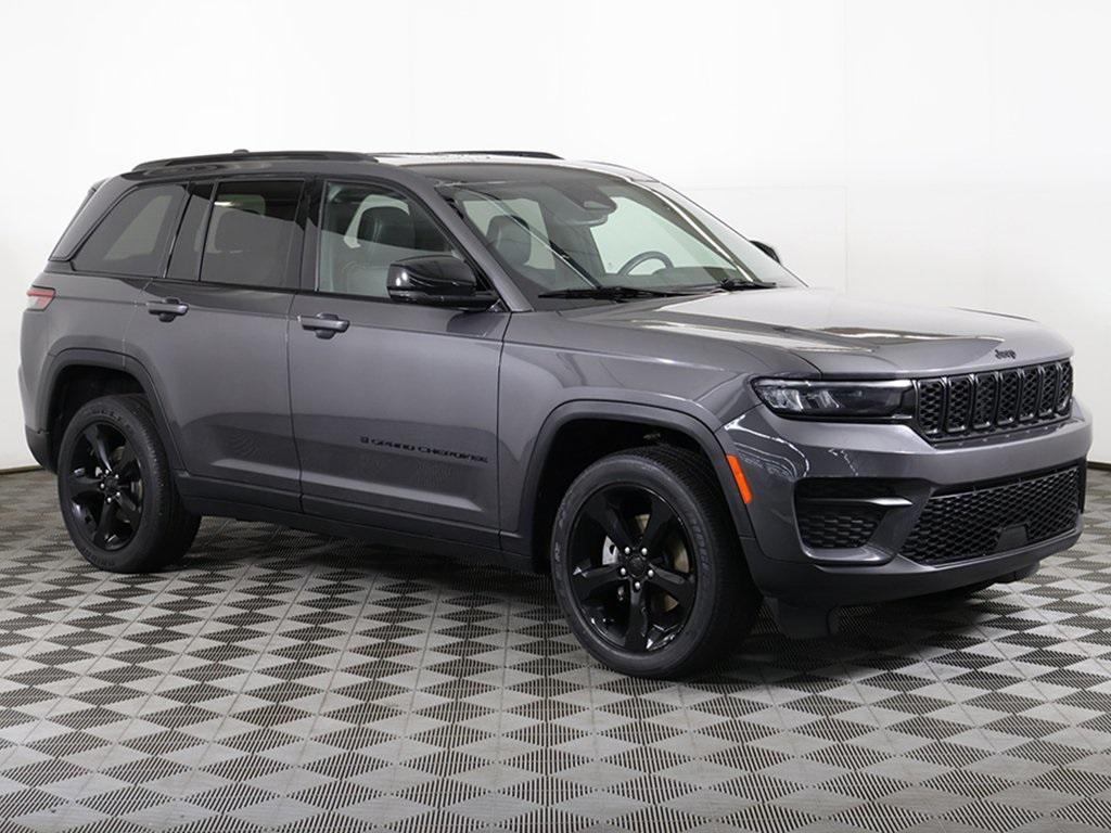 used 2023 Jeep Grand Cherokee car, priced at $27,699