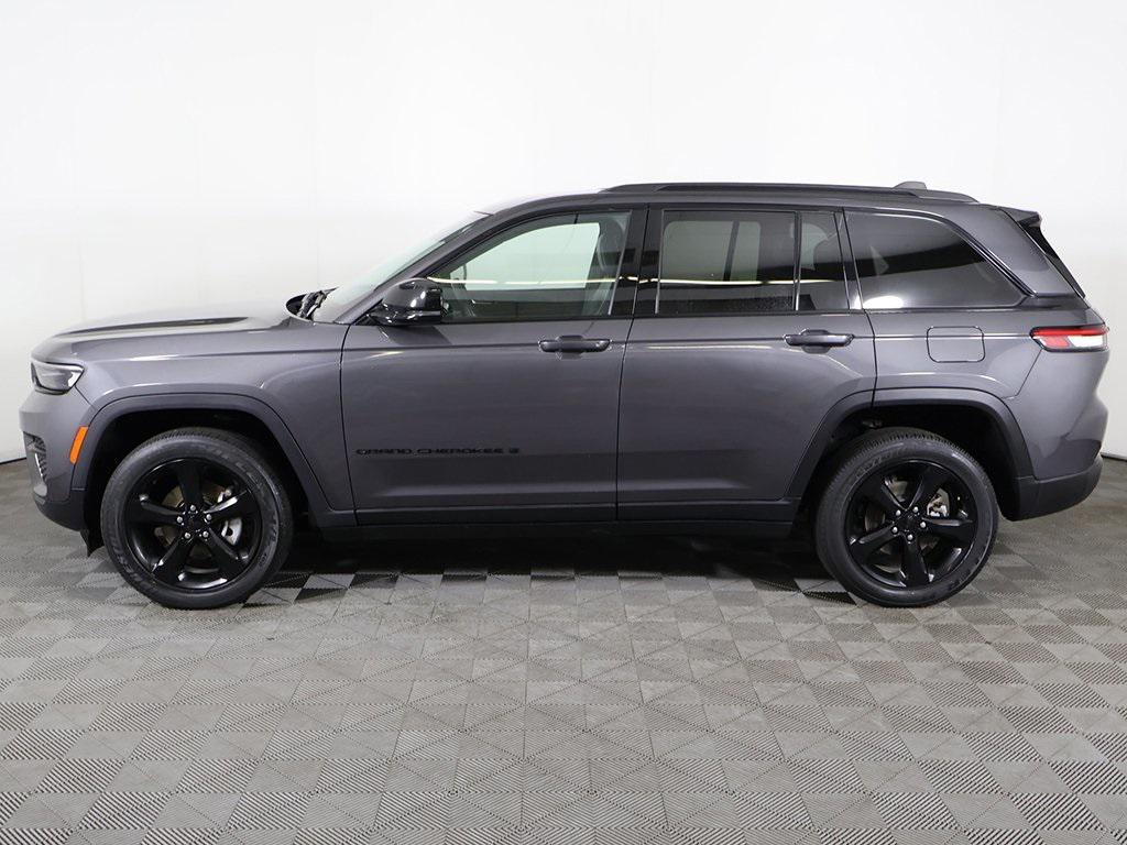 used 2023 Jeep Grand Cherokee car, priced at $27,699