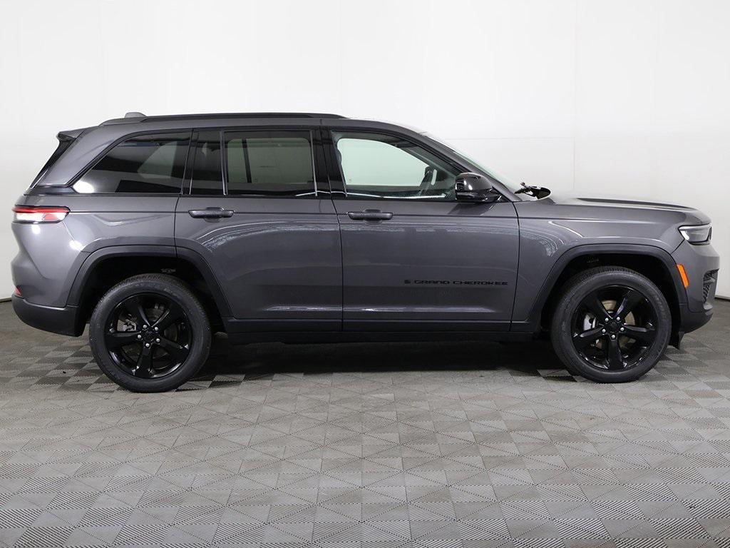 used 2023 Jeep Grand Cherokee car, priced at $27,699