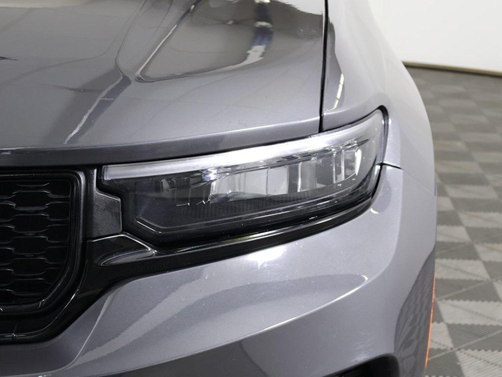 used 2023 Jeep Grand Cherokee car, priced at $27,699