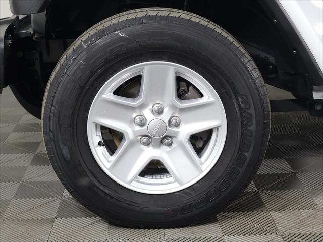 used 2023 Jeep Gladiator car, priced at $27,499