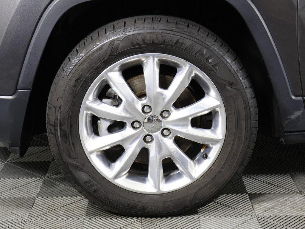used 2015 Jeep Cherokee car, priced at $9,969