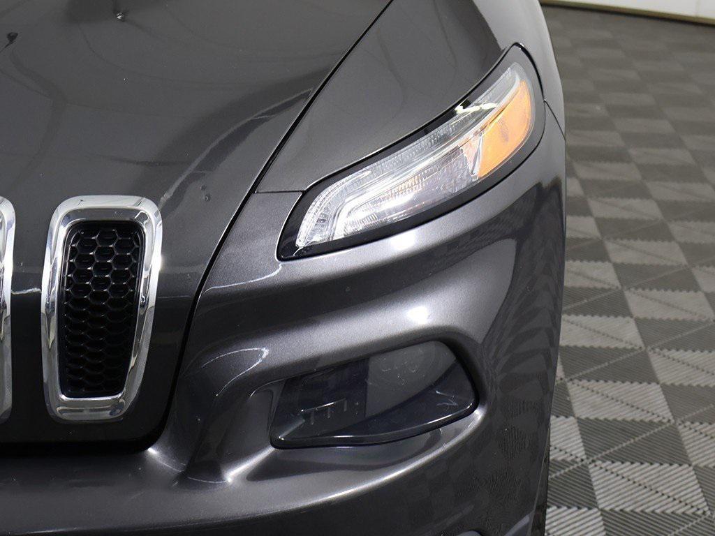 used 2015 Jeep Cherokee car, priced at $9,969