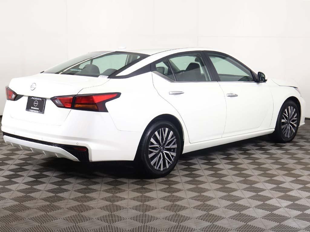 used 2023 Nissan Altima car, priced at $17,279