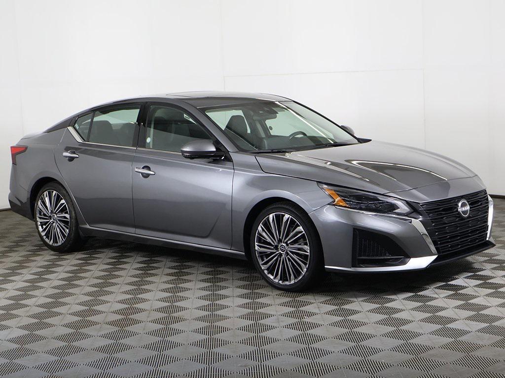 used 2023 Nissan Altima car, priced at $18,689