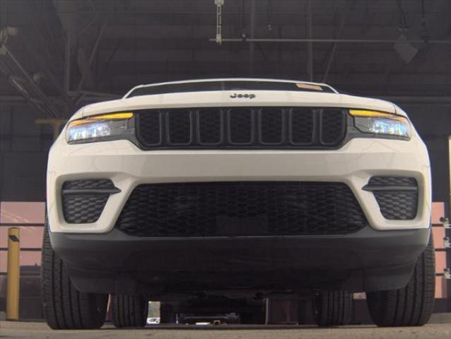used 2024 Jeep Grand Cherokee car