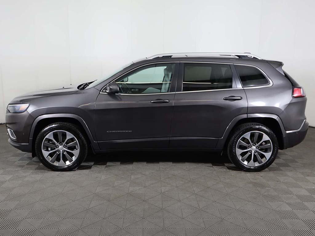 used 2019 Jeep Cherokee car, priced at $12,399