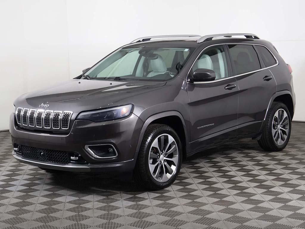 used 2019 Jeep Cherokee car, priced at $12,399