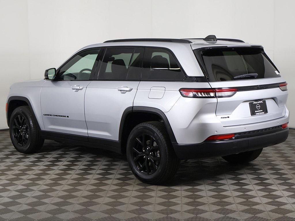 used 2024 Jeep Grand Cherokee car, priced at $29,449