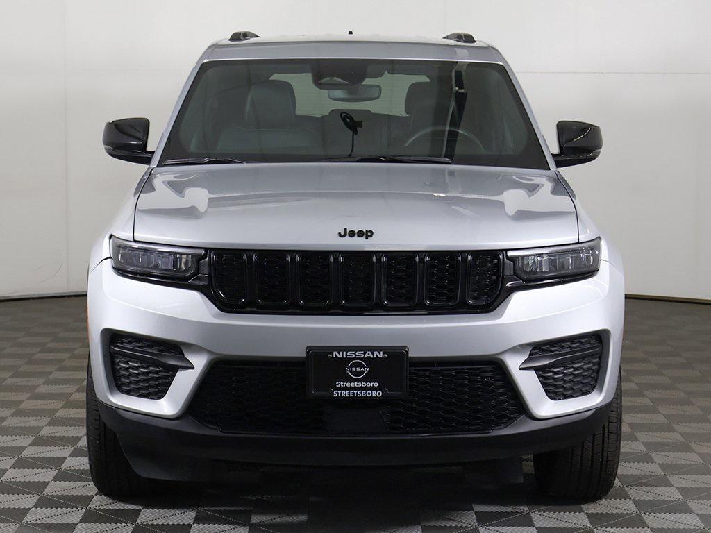 used 2024 Jeep Grand Cherokee car, priced at $29,449