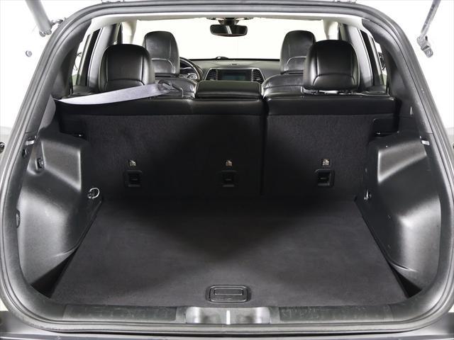 used 2019 Jeep Cherokee car, priced at $15,949