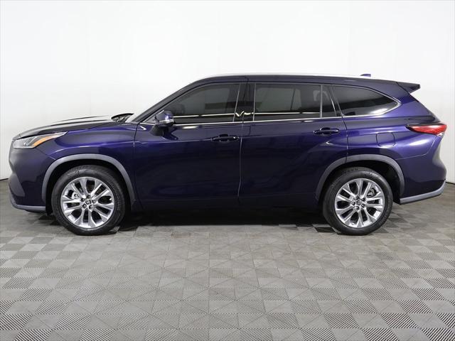 used 2020 Toyota Highlander car, priced at $30,999