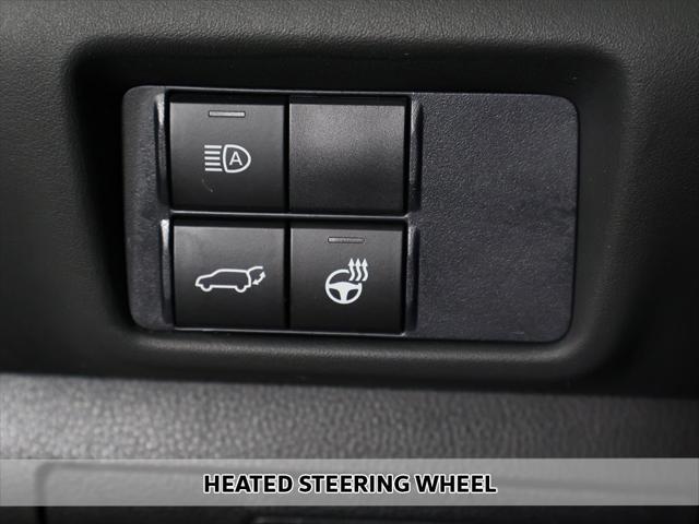 used 2020 Toyota Highlander car, priced at $30,999