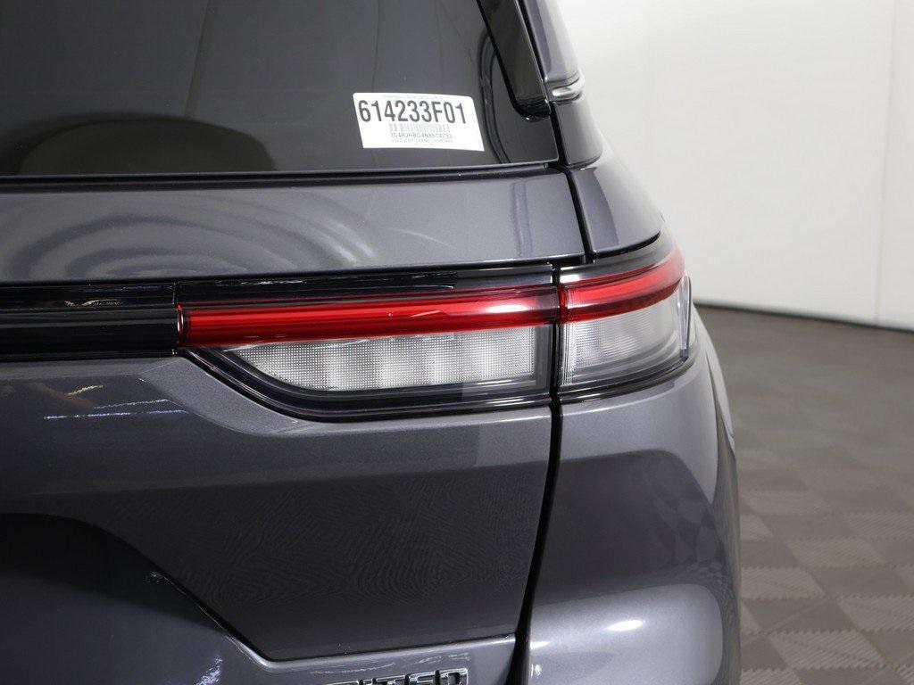 used 2022 Jeep Grand Cherokee car, priced at $29,929