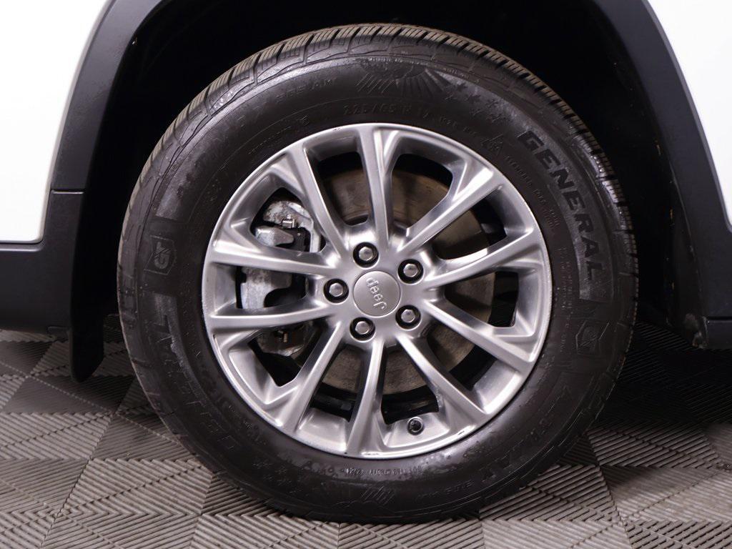 used 2021 Jeep Cherokee car, priced at $18,369