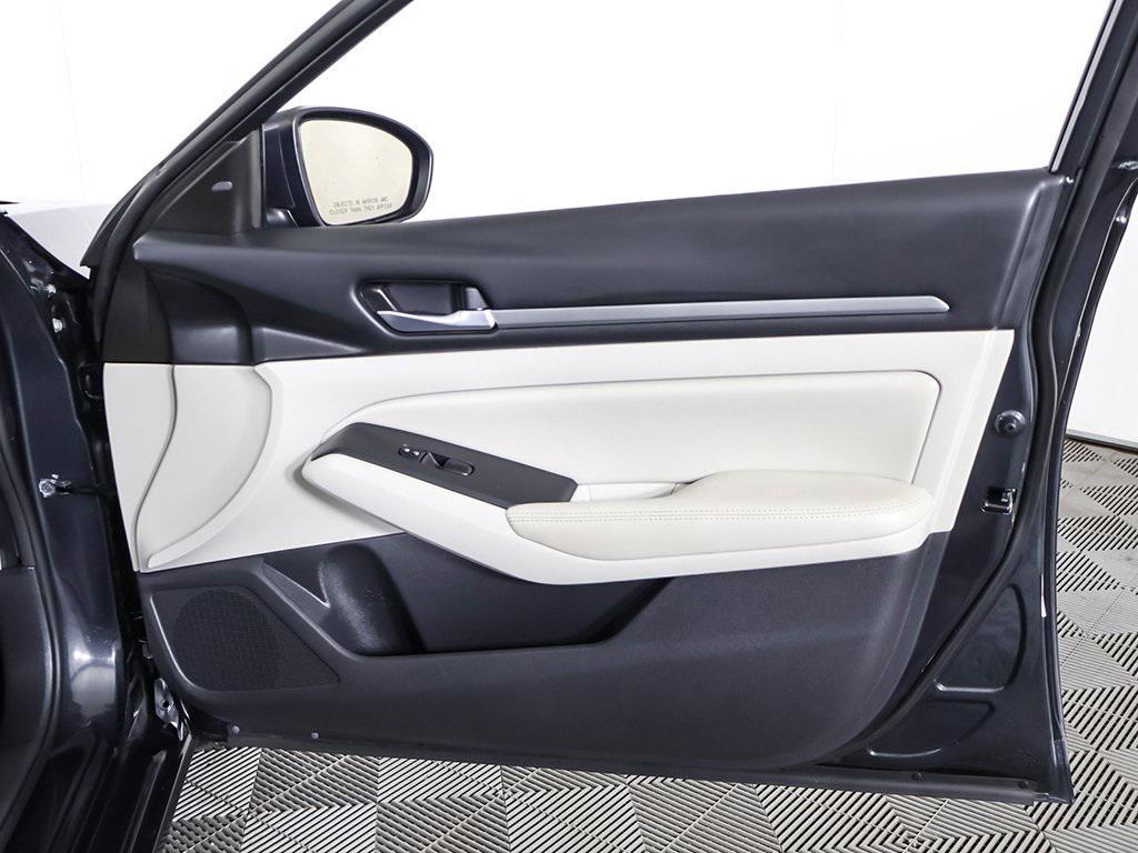 used 2022 Nissan Altima car, priced at $17,599