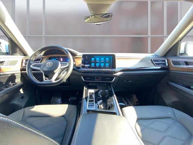 used 2024 Volkswagen Atlas car, priced at $32,990