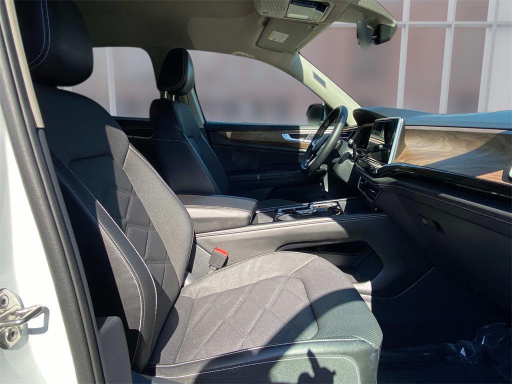 used 2024 Volkswagen Atlas car, priced at $31,500