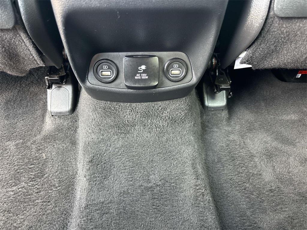 used 2022 Hyundai Santa Fe car, priced at $27,990