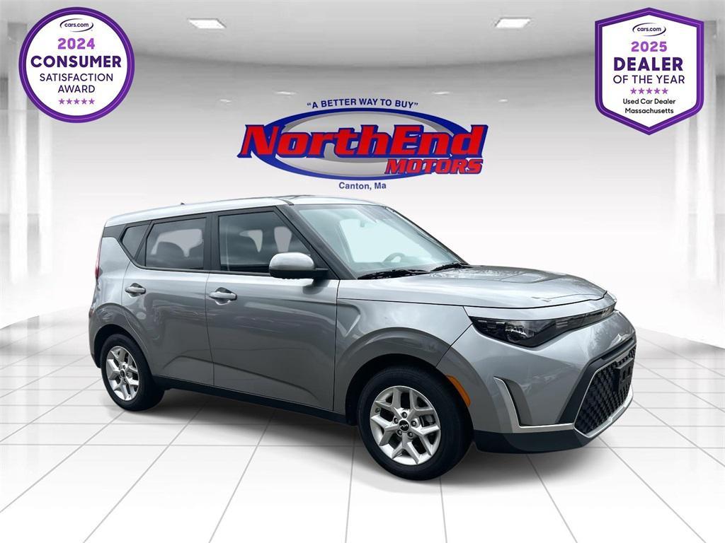 used 2024 Kia Soul car, priced at $16,900